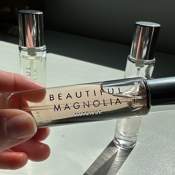 Estee Lauder Beautiful Magnolia Fragrance Trio - Picture 3 of 4